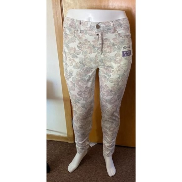 Womens SEVEN7 Premium Quality Brand Tummyless HighRise SkinnyJeans Size8 MSRP$69 - Picture 2 of 7